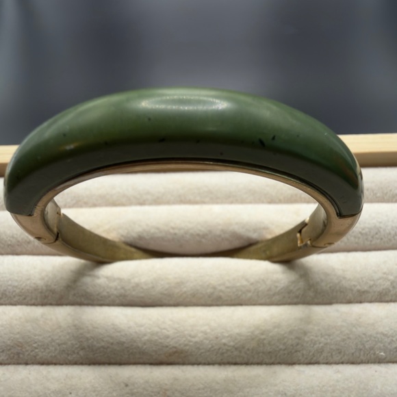 Cabi Jade Gold Tone clamper bangle bracelet - Picture 7 of 8
